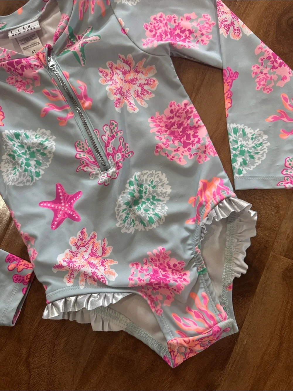 Nicole miller Long Sleeve Coral Reef Rash Guard Swimsuit size 4t